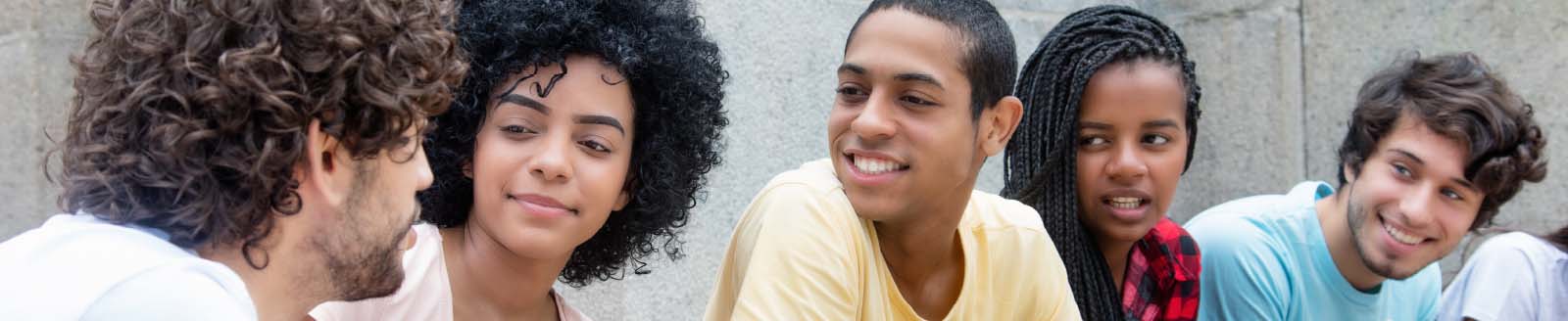 young teenagers having a conversation